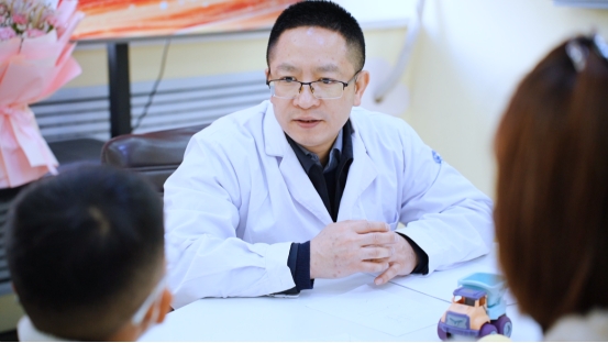 哈尔滨中童儿童医院儿童抑郁症如何干预？特色专科心理康复守护心灵